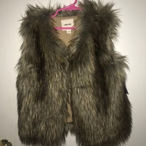 Youth Faux Fur Vest Size Large